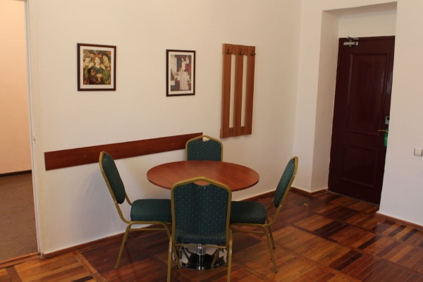 Diligence Hotel (Dilijan)